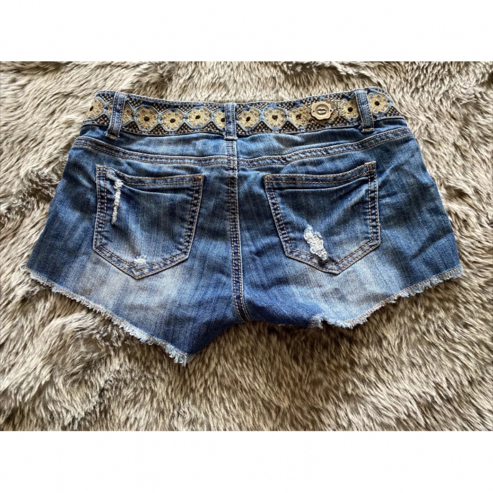 Short ‘ 1 st KISS’  size 1